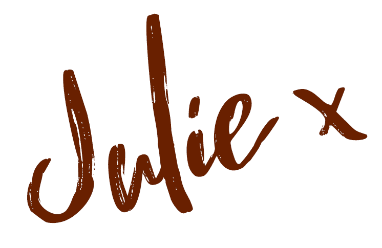 Julie Signature